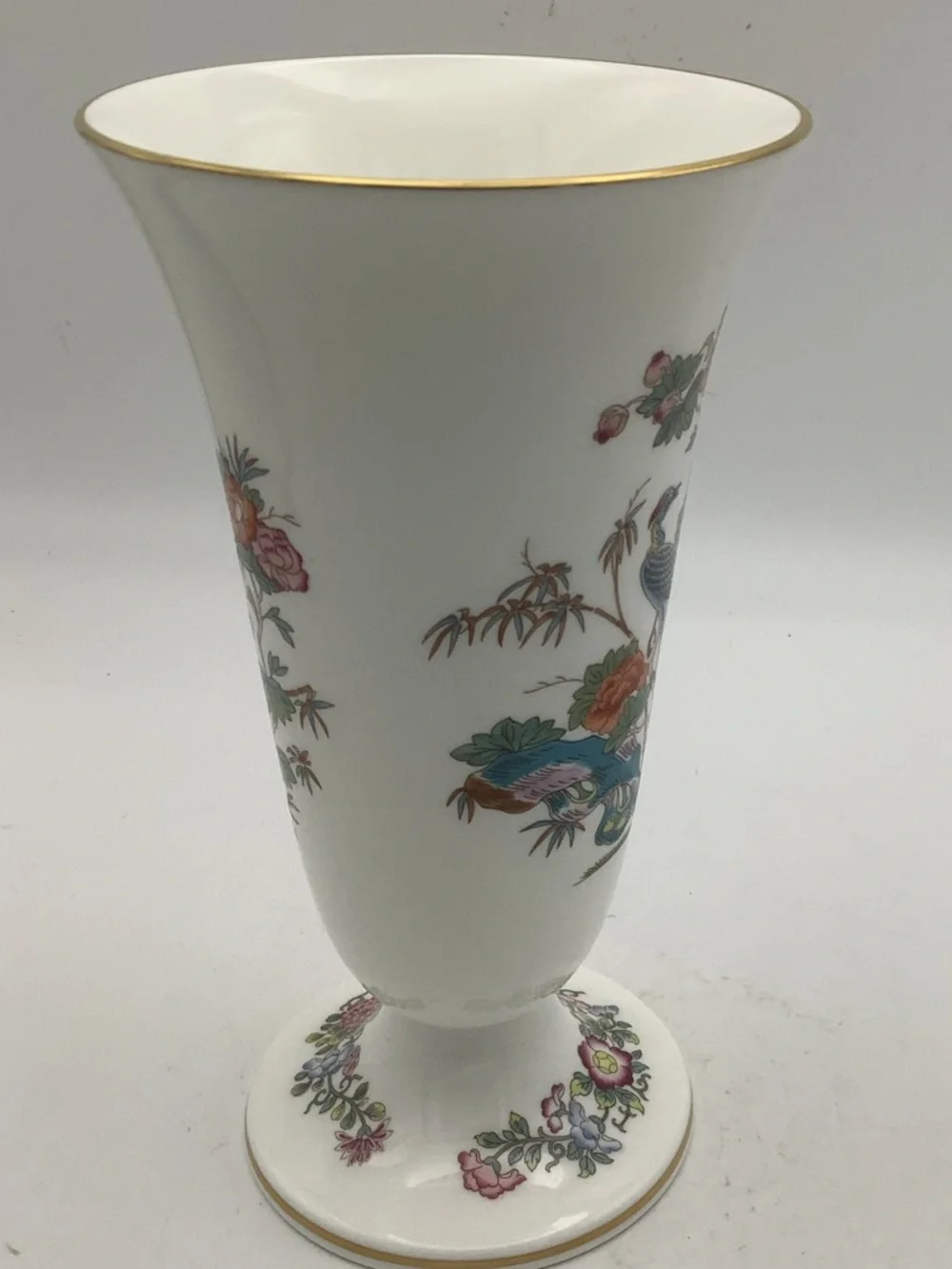 Wedgwood England Kutani Crane English Bone China Trumpet Vase